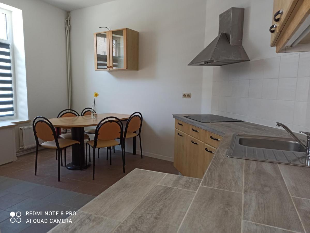Апартаменты Loft Cosi A Proximite Du Centre Geographique Belge Жамблу Экстерьер фото