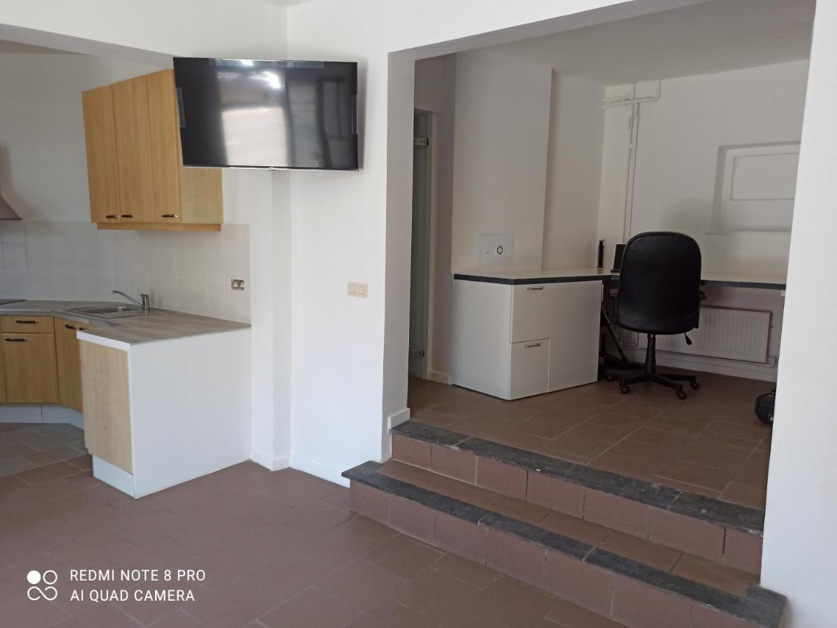 Апартаменты Loft Cosi A Proximite Du Centre Geographique Belge Жамблу Экстерьер фото